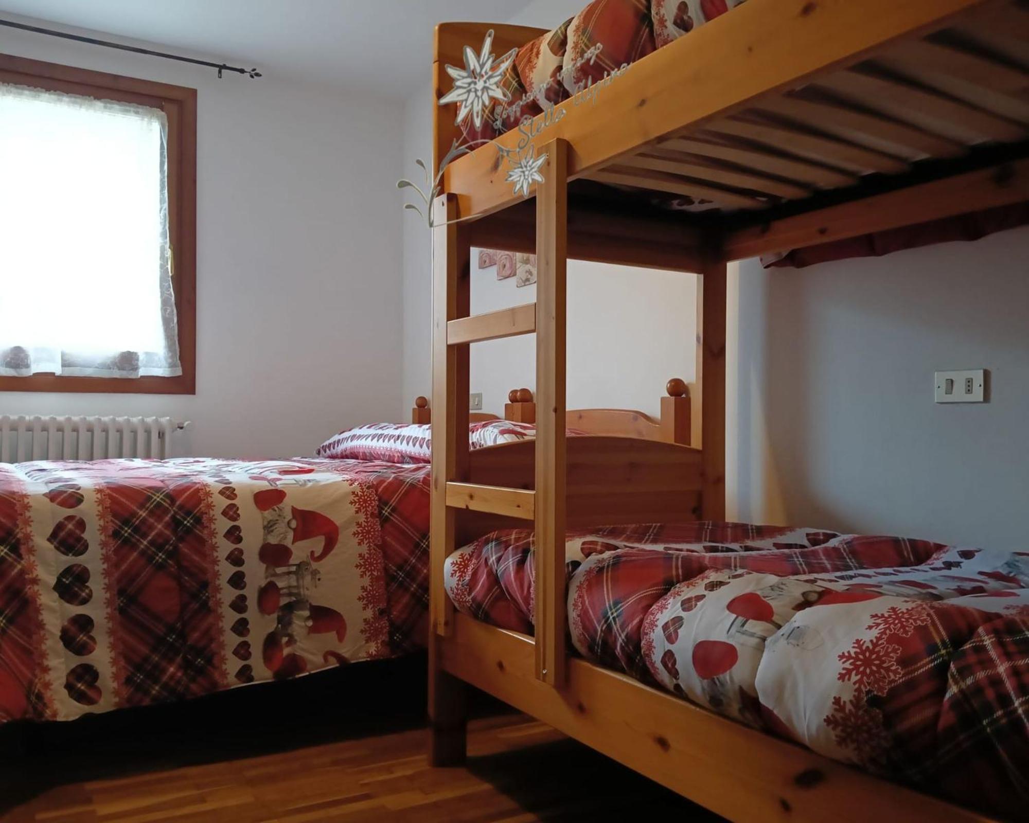 Soggiorno Vacanze Stella Alpina Temù Quarto foto
