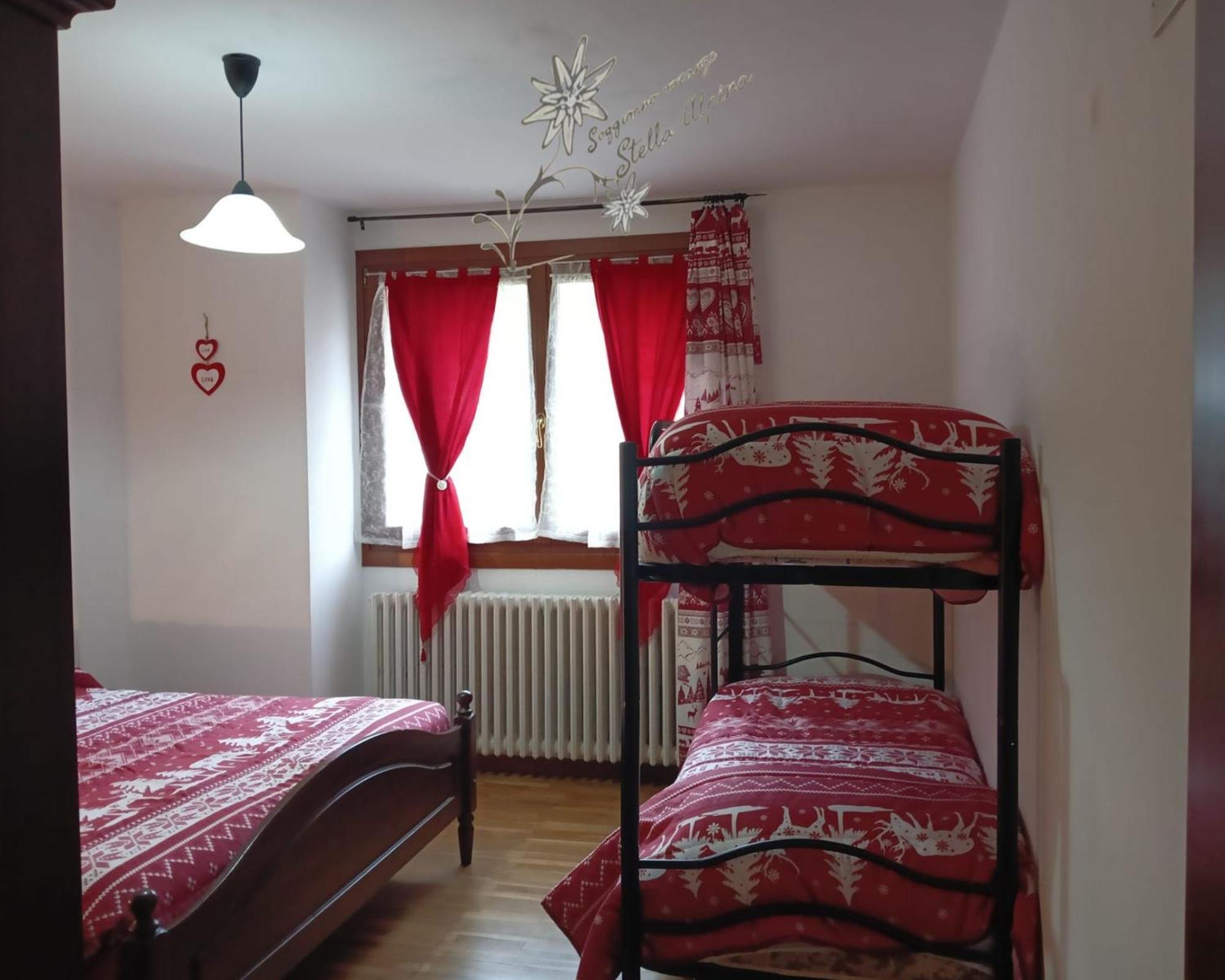 Soggiorno Vacanze Stella Alpina Temù Quarto foto